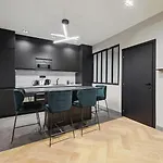 327 Le Marais - Superb In * París