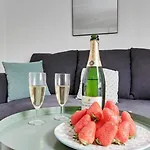 Apartamento 327 Le Marais - Superb In *