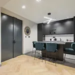 327 Le Marais - Superb In Apartamento París